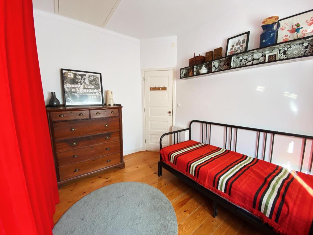 Casa Das Boganvilias - Moradia Com Jardim Lisboa Dış mekan fotoğraf